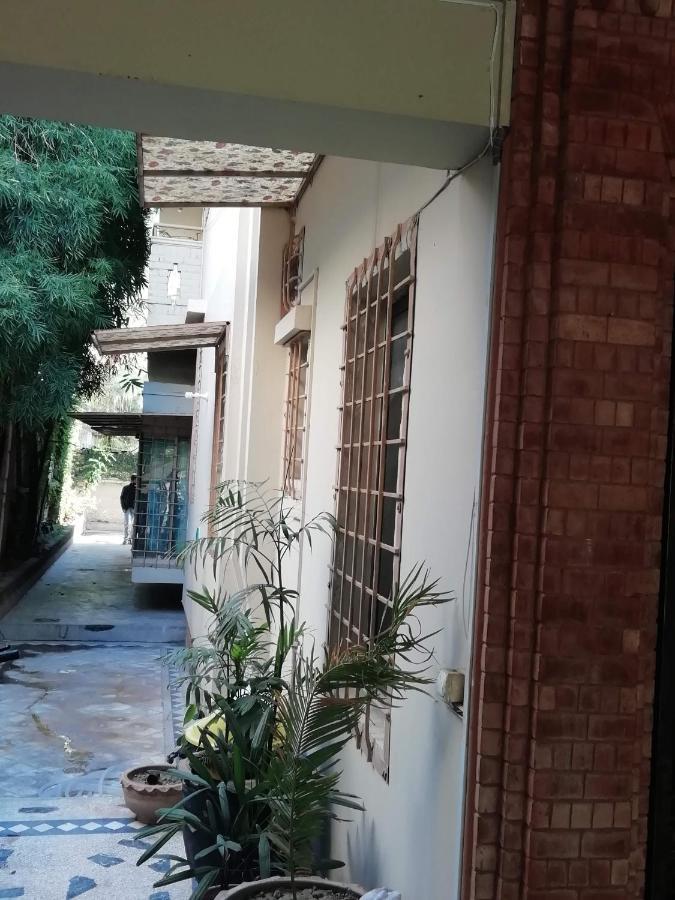 Royal Guest House F7 Islamabad Exterior photo